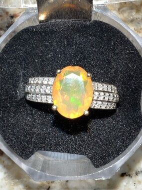 10k Gold Opal Ring